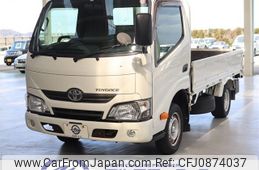 toyota toyoace 2017 GOO_NET_EXCHANGE_0202274A30250305W014