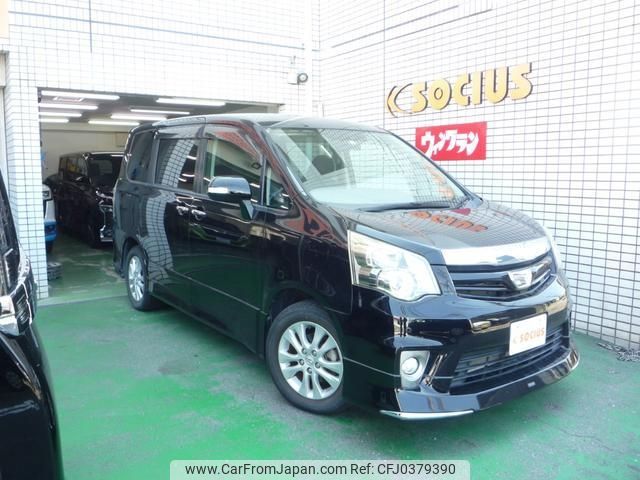 toyota noah 2011 -TOYOTA--Noah ZRR70W--0425795---TOYOTA--Noah ZRR70W--0425795- image 1