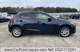 mazda demio 2017 NIKYO_AN59656