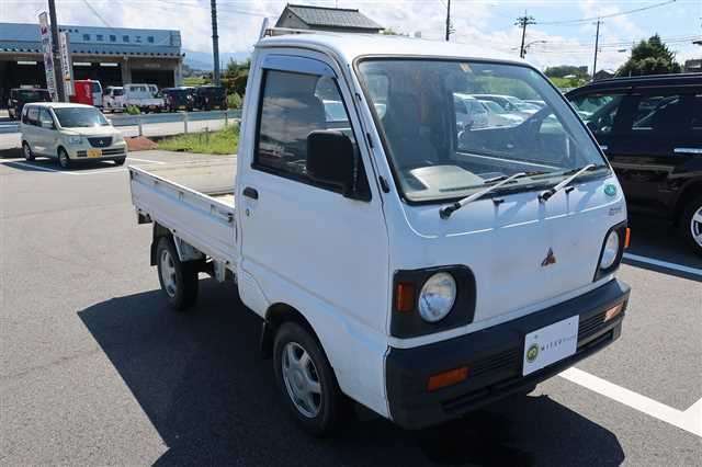 mitsubishi minicab-truck 1993 170929153344 image 1