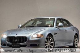 maserati quattroporte 2011 CFJ1520503