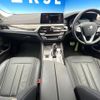 bmw 5-series 2019 quick_quick_JR20_WBAJR32010WW55089 image 2