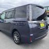 toyota voxy 2014 769235-250712124728 image 5