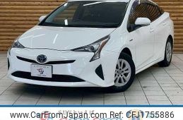 toyota prius 2018 CFJ1755886