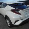 toyota c-hr 2018 quick_quick_DAA-ZYX10_ZYX10-2156407 image 2