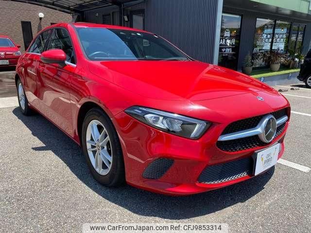 mercedes-benz a-class 2019 quick_quick_5BA-177084_WDD1770842V019241 image 1