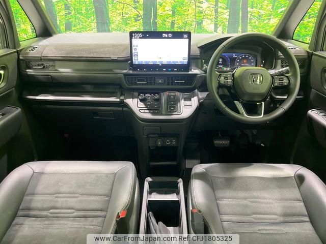 honda stepwagon 2023 CFJ1805325 image 2