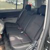 toyota isis 2005 AF-ANM10-0033652 image 18