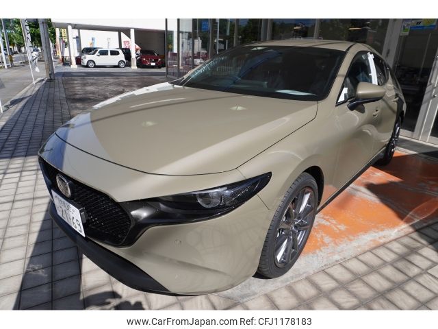 mazda mazda3 2025 CFJ1178183 image 1