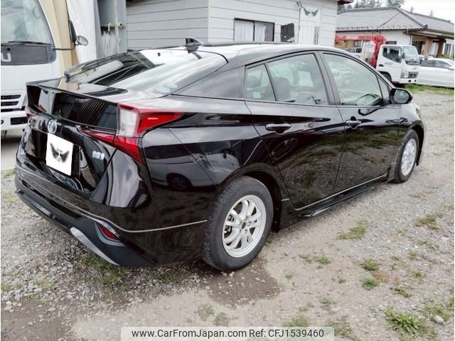 toyota prius 2021 CFJ1539460 image 2