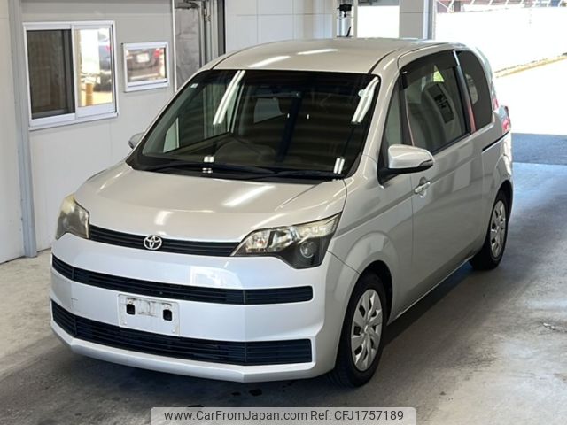 toyota spade 2012 CFJ1757189 image 1