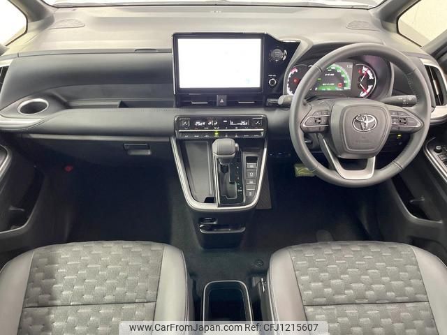 toyota voxy 2024 quick_quick_MZRA90W_MZRA90-0092857 image 2