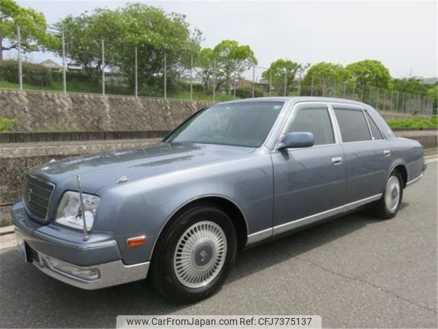 Used TOYOTA CENTURY 2010/Oct CFJ7375137 in good condition for sale
