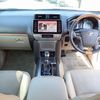 toyota land-cruiser-prado 2020 24232914 image 23