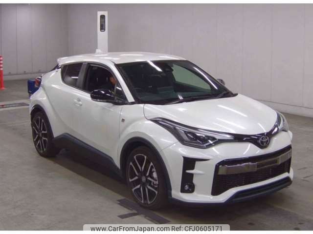 toyota c-hr 2020 -TOYOTA--C-HR 3BA-NGX10--NGX10-2018702---TOYOTA--C-HR 3BA-NGX10--NGX10-2018702- image 1