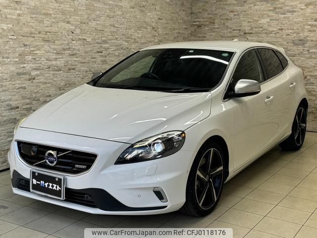 volvo v40 2014 quick_quick_MB5204T_YV1MV6350E2114331 image 2