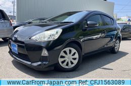 toyota aqua 2012 CFJ1563089