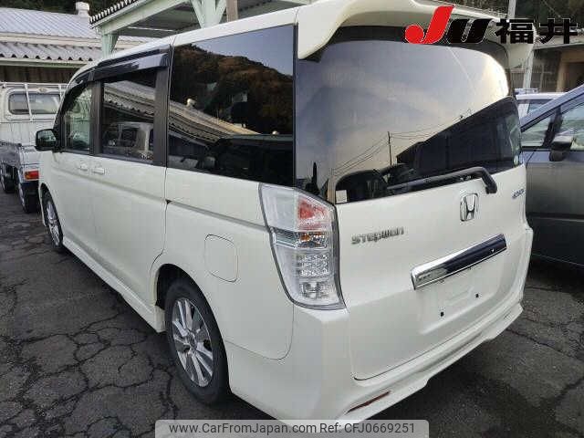 honda stepwagon 2010 -HONDA--Stepwgn RK5--100125---HONDA--Stepwgn RK5--100125- image 2