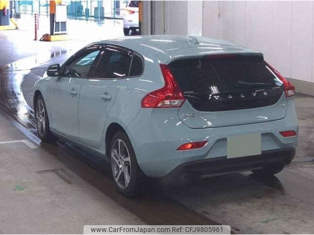 volvo v40 2019 -VOLVO 【沼津 333ｿ 516】--Volvo V40 DBA-MB4154T--YV1MV2920K2581469---VOLVO 【沼津 333ｿ 516】--Volvo V40 DBA-MB4154T--YV1MV2920K2581469- image 2