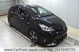 toyota prius-α 2019 CFJ1699725