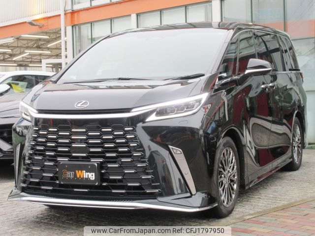 lexus lexus-lm 2024 CFJ1797950 image 1