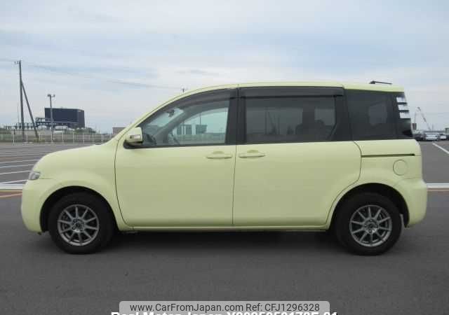 toyota sienta 2011 646828-Y2025050178F-21 image 2