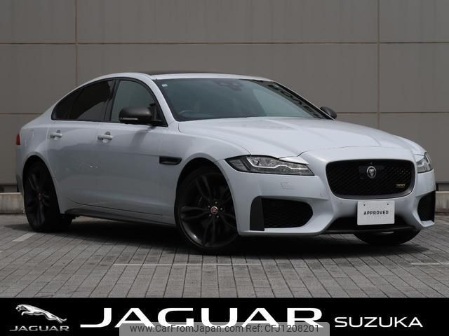 jaguar xf 2018 quick_quick_JB2XC_SAJBB4AX7KCY74595 image 1
