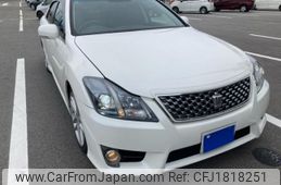 toyota crown 2010 CFJ1818251