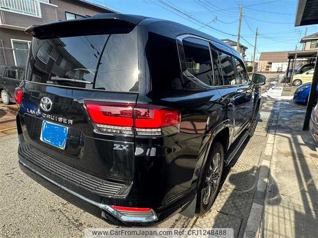 toyota land-cruiser 2023 769235-250202162200 image 2