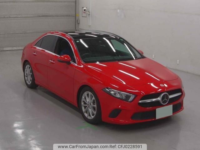 mercedes-benz a-class 2020 quick_quick_5BA-177147M_WDD1771472W014661 image 1