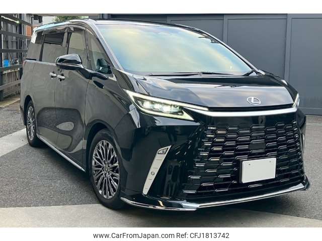 lexus lexus-lm 2025 CFJ1813742 image 1