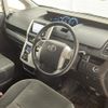 toyota voxy 2010 -TOYOTA--Voxy DBA-ZRR75G--ZRR75-0069052---TOYOTA--Voxy DBA-ZRR75G--ZRR75-0069052- image 5