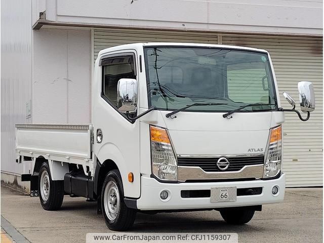 nissan atlas 2017 GOO_NET_EXCHANGE_0706903A30250516W001 image 1
