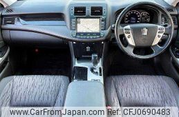 toyota crown 2011 504928-927523