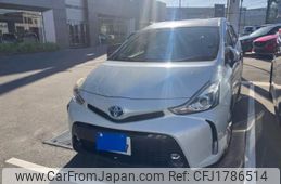 toyota prius-α 2015 CFJ1786514