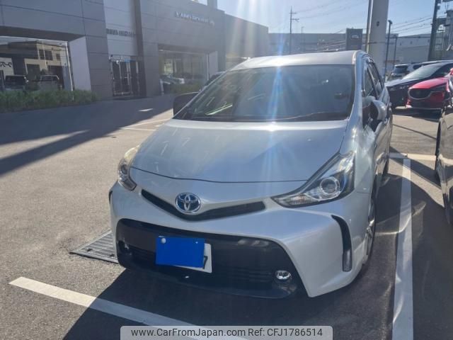 toyota prius-α 2015 CFJ1786514 image 1