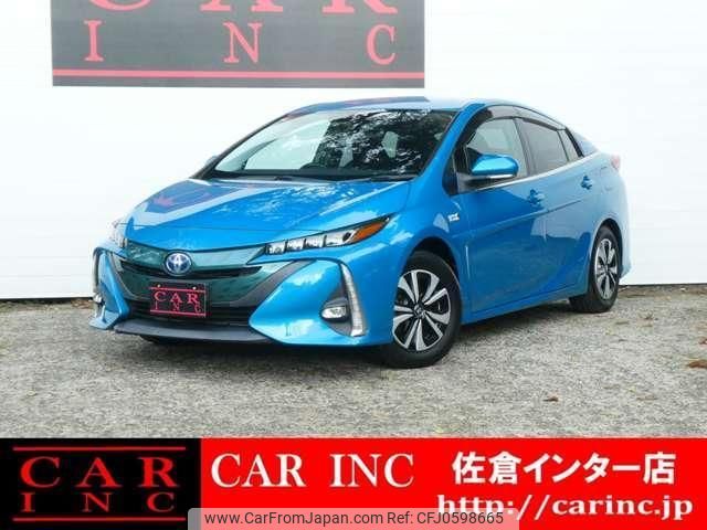 toyota prius-phv 2017 quick_quick_DLA-ZVW52_ZVW52-3011424 image 1