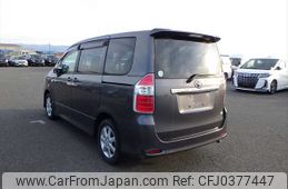 toyota noah 2009 NIKYO_LW80625