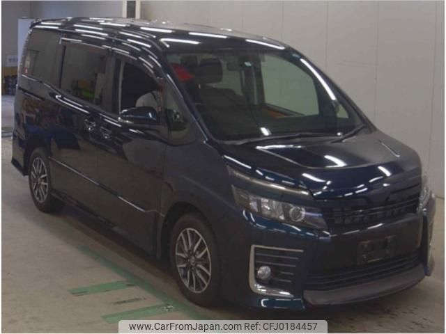 toyota voxy 2015 quick_quick_DBA-ZRR85W_0038684 image 1