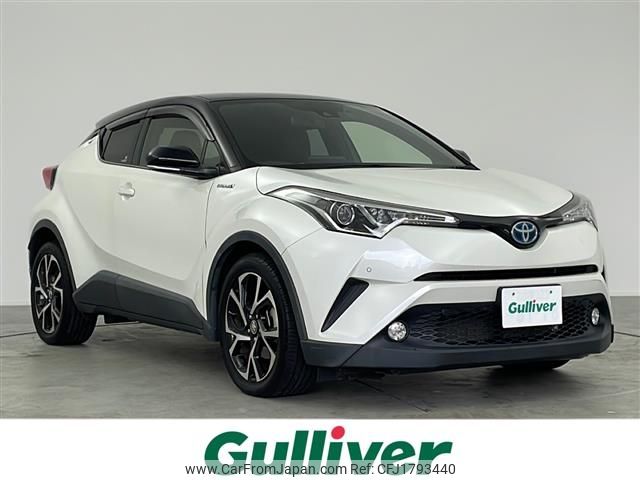 toyota c-hr 2017 CFJ1793440 image 1