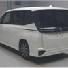 toyota voxy 2022 quick_quick_6AA-ZWR90W_0049451 image 5