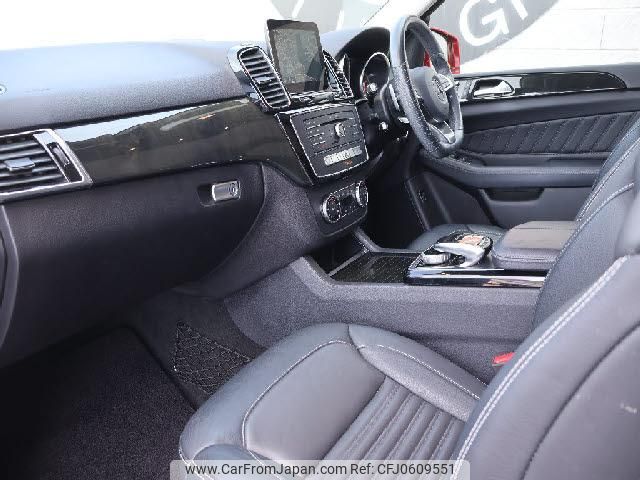 mercedes-benz gle-class 2017 quick_quick_LDA-166024_WDC1660242B003942 image 2