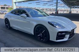 porsche panamera 2024 CFJ1497291