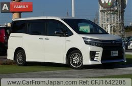 toyota voxy 2017 CFJ1642206