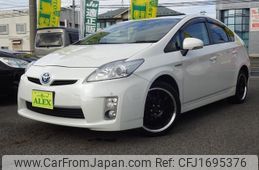 toyota prius 2011 CFJ1695376