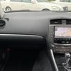 lexus is 2010 CFJ1662933 image 23