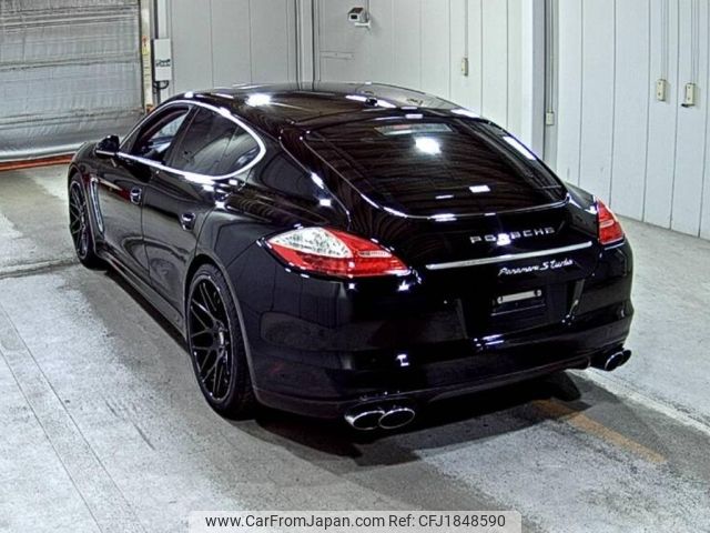 porsche panamera 2011 CFJ1848590 image 2