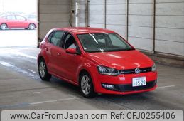 volkswagen polo 2014 -VOLKSWAGEN 【静岡 530ﾌ1520】--VW Polo 6RCBZ-WVWZZZ6RZEU036675---VOLKSWAGEN 【静岡 530ﾌ1520】--VW Polo 6RCBZ-WVWZZZ6RZEU036675-