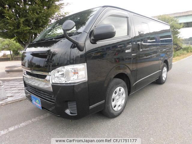toyota regiusace-van 2017 CFJ1751177 image 1