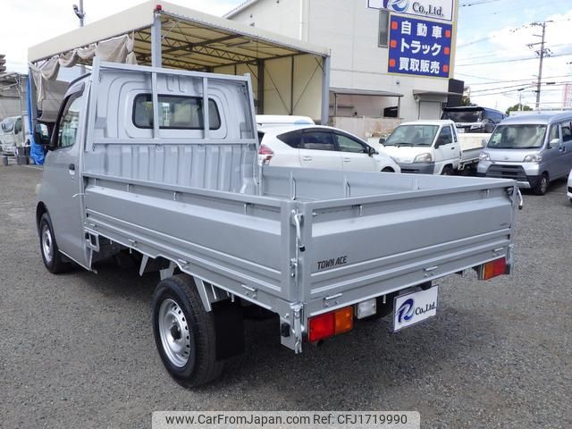 toyota townace-truck 2011 CFJ1719990 image 2